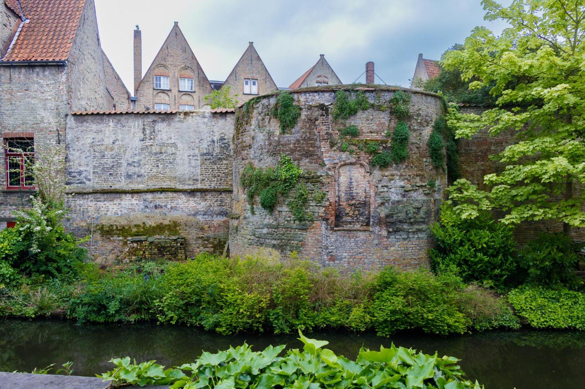 Le Nid Du Prince Brujas Exterior foto